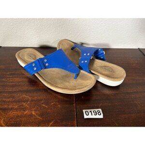 St. John's Bay Zunyi Womens Sandals Sz 8.5M Thong Flip Flop Wedge Vegan